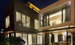 13-Travetine-Dream-House-Exterior3